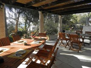 Restoran või mõni muu söögikoht majutusasutuses Agriturismo Salento D'Arare