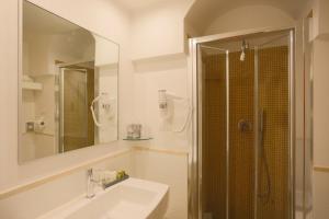 Koupelna v ubytování Hotel Casino Ridola