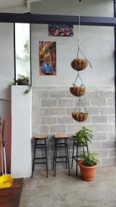 Galería fotográfica de OutBox Inn en Monteverde Costa Rica