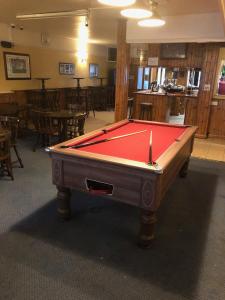 Billiards table sa The Pheasant Inn