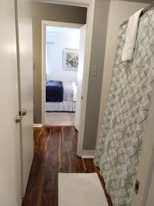 Gallery image of Delightful Townhome - Central Raleigh Location in Raleigh