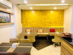 Χώρος καθιστικού στο The Milestone Hotel
