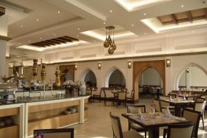 Restaurace v ubytování Lou'lou'a Beach Resort Sharjah