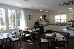 Un restaurant sau alt loc unde se poate mânca la Businesshotel Lux