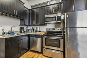 Gorgeous Condos Steps from French Quarter and Harrah’s St.