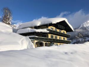 Haus Kleinberg v zime