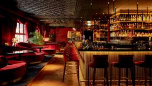 Lounge nebo bar v ubytování Provocateur Berlin, part of Sircle Collection + 37 fotografií