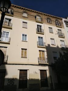 薩拉戈薩的住宿－Apartamento centro san blas 36, próximo al Pilar，相簿中的一張相片