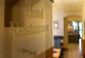 Certyfikat, podpis lub inny dokument wystawiony w obiekcie Hotel Anker
