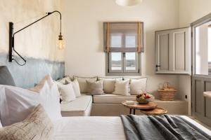 Imagen de la galería de Chora Kythnos Suites adults only, en Kithnos