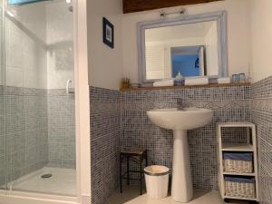 Koupelna v ubytování Domaine de la chapelle - Ch d'hote