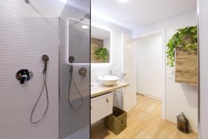 Kúpeľňa v ubytovaní Alojamiento Deanes 5 + 24 fotografií