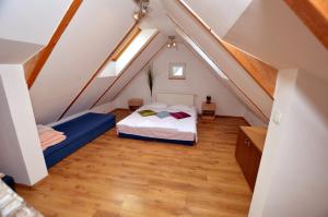 Posteľ alebo postele v izbe v ubytovaní Hostel Madeira