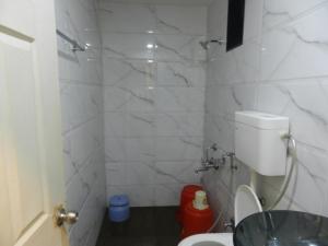 Koupelna v ubytování Sayeban Hotel