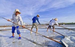a group of people on a boat in the water at Minh Duc Hotel - Phan Rang in Phan Rang–Tháp Chàm