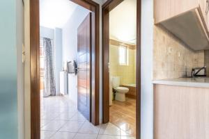 Η κουζίνα ή μικρή κουζίνα στο Chania Central Flat