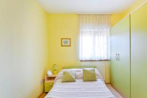 Posteľ alebo postele v izbe v ubytovaní VILLA NIKO with private swimming pool