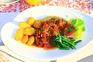 Jedzenie w hotelu lub w pobliżu
