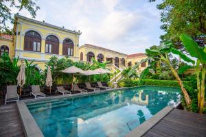 Bazén v ubytování Praya Palazzo nebo v jeho okolí