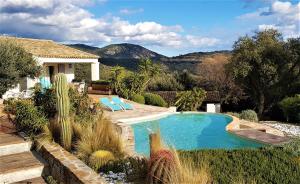 The swimming pool at or close to Villa des Delices