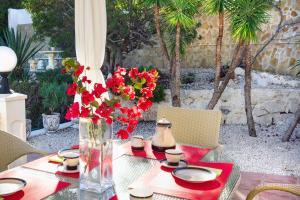 Galeriebild der Unterkunft Villa Ritter - three bedroom with private pool - by Holiday Rentals Villamar in Benissa
