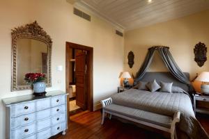 A bed or beds in a room at Divan Cukurhan