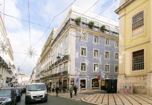 Gallery image of ALTIDO Elegant 2BR Apt with workspace nearby Baixa-Chiado subway in Lisbon