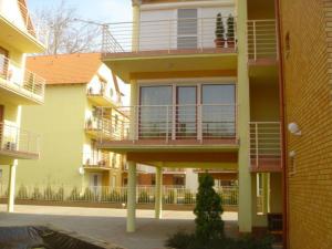Budova, v ktorej sa apartmán nachádza