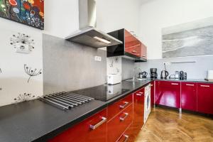 Kuchyňa alebo kuchynka v ubytovaní BERTA - 4 Bedrooms, 3 Baths