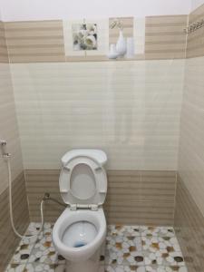 Phòng tắm tại Quoc Huy Hotel