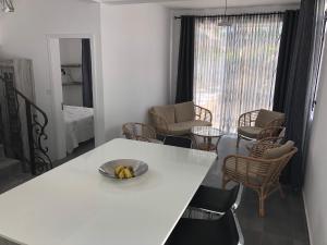 Posezení v ubytování Belle Villa à 3min de la mer