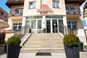 Η πρόσοψη ή η είσοδος του Hotel Sanatorium Mariot