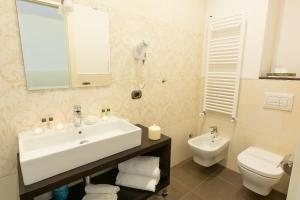 Kúpeľňa v ubytovaní Grand Hotel Impero - Wellness & Exclusive SPA