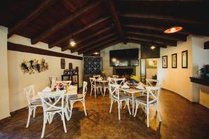 Loto Azul Hotel & Spa 레스토랑 또는 맛집