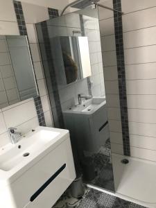 Afbeelding uit fotogalerij van Gîte "Le grain de Sable" in Pendé