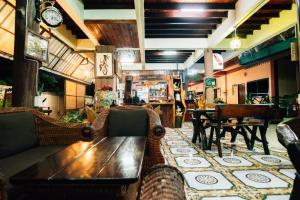 Billede fra billedgalleriet på Noble Night Guesthouse i Kanchanaburi + 36 billeder