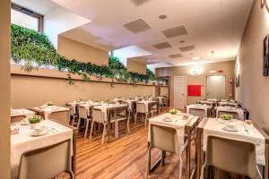 Εστιατόριο ή άλλο μέρος για φαγητό στο Al Manthia Hotel - Gruppo Trevi Hotels