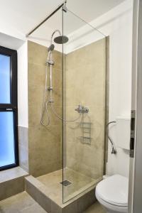 Ένα μπάνιο στο Heights Accommodation City Center +31 φωτογραφίες