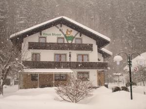Haus Moser v zimě