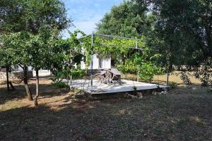 A garden outside Casa Polinisso