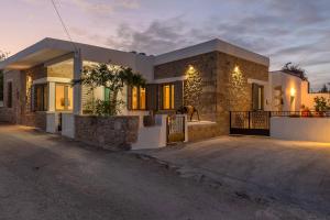 The building in which the holiday home is located