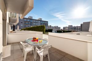 Gallery image of Pink Apartment - Spacious Apartment with Pool in Viana do Castelo