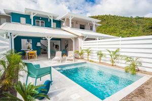 Bassein majutusasutuses Villas Rock & Beach või selle lähedal