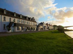 Gallery image of Kings Arms Hotel - A Bespoke Hotel in Kyleakin