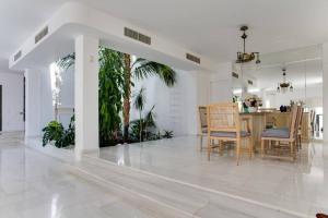 Gallery image of Beautiful, Private Villa by the Sea in Aghia Marina