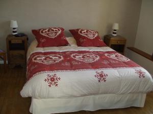 Postel nebo postele na pokoji v ubytování Mon Eden Vosgien