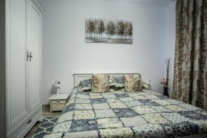 Postel nebo postele na pokoji v ubytování Blue SKY Resort Colina Marei