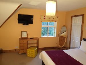 Gallery image of 2 Mile Lodge in Kenmare