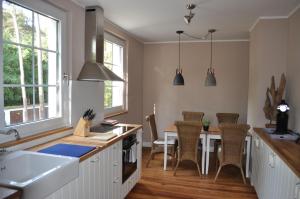 Et opholdsområde på Strandvilla Waldhaus