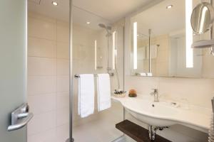 Koupelna v ubytování Mercure Hotel Frankfurt Eschborn Ost